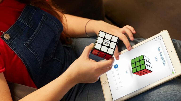 Rubik’s Connected interactive puzzle lets you battle other players and improve your game
