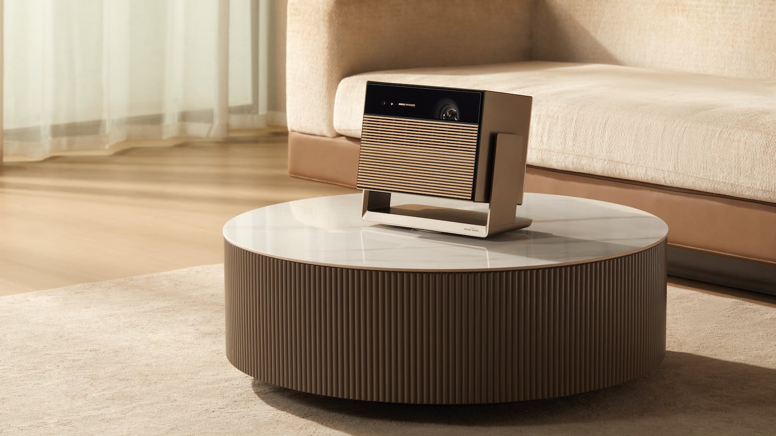 XGIMI Horizon Max gives you a high-end cinematic experience