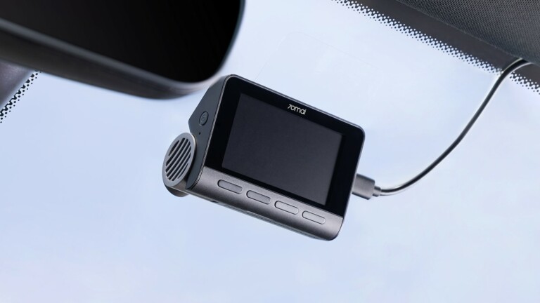 70mai Dash Cam A810 boasts a 4K HDR Sony Starvis 2 IMX678 sensor & dual-channel recording