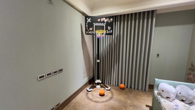 BRAVE SUN Home Basketball System 1.0 lets you play like a pro in your living room