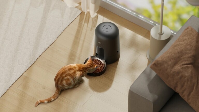Petlibro Air smart pet feeders offer scheduled feeding times, keeping your pet healthy