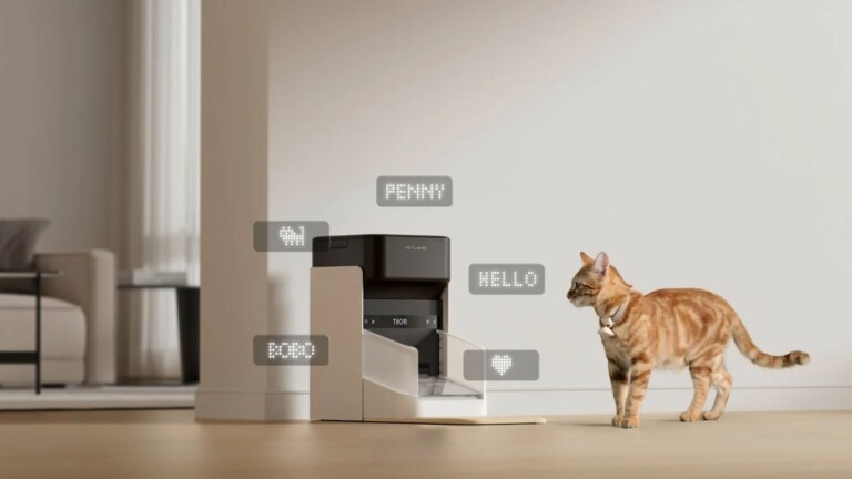 Petlibro One RFID smart pet feeder reads your pet’s collar tag before dispensing food
