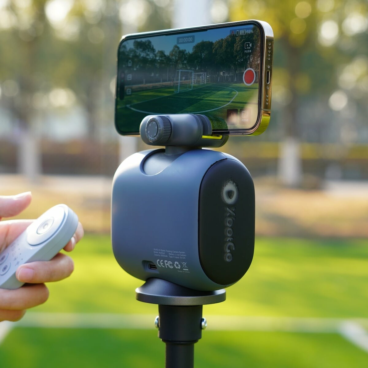 Review: XbotGo Chameleon sports-tracking phone mount