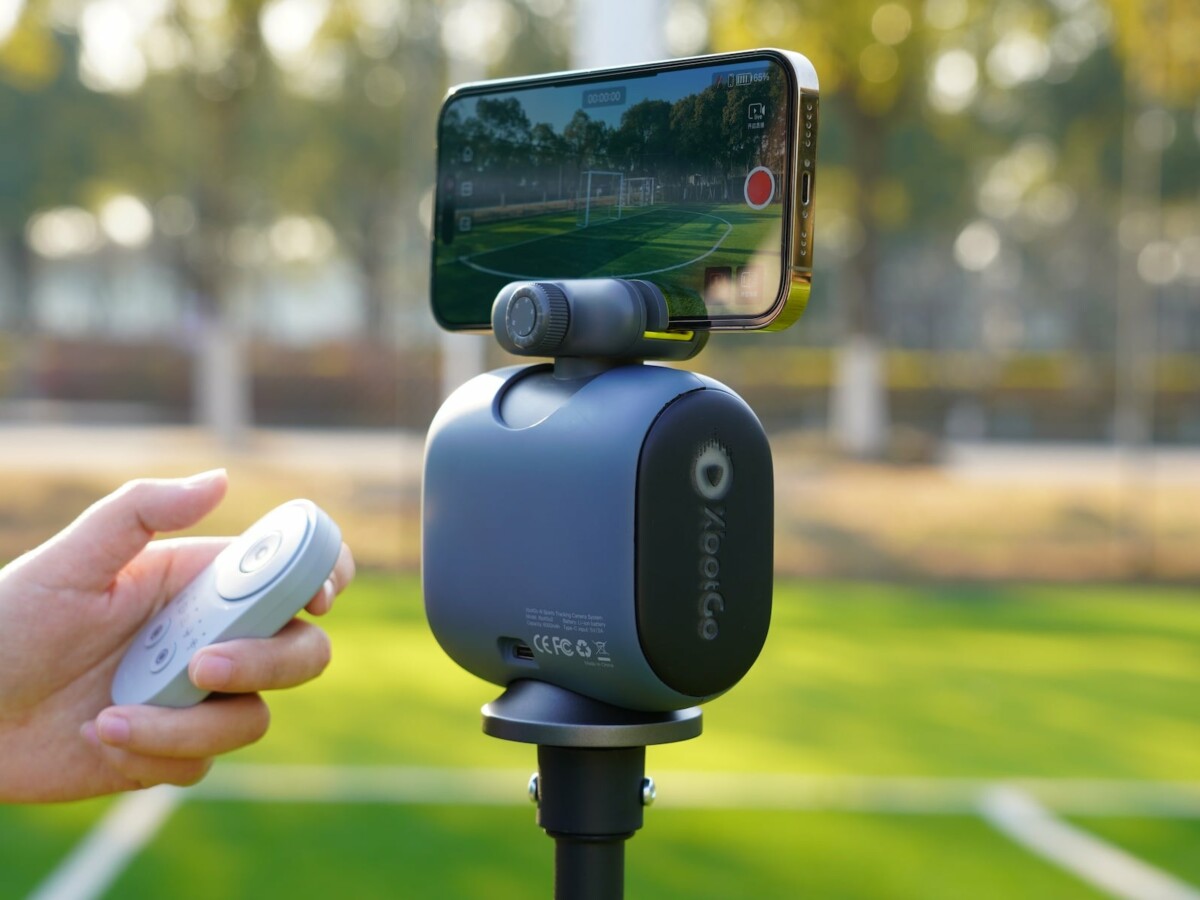 Review: XbotGo Chameleon sports-tracking phone mount