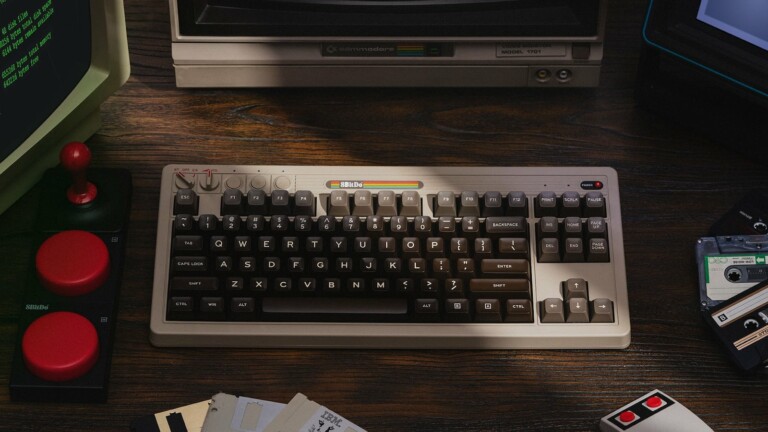 8BitDo Retro Mechanical Keyboard – C64 Edition has programmable keys & intuitive controls