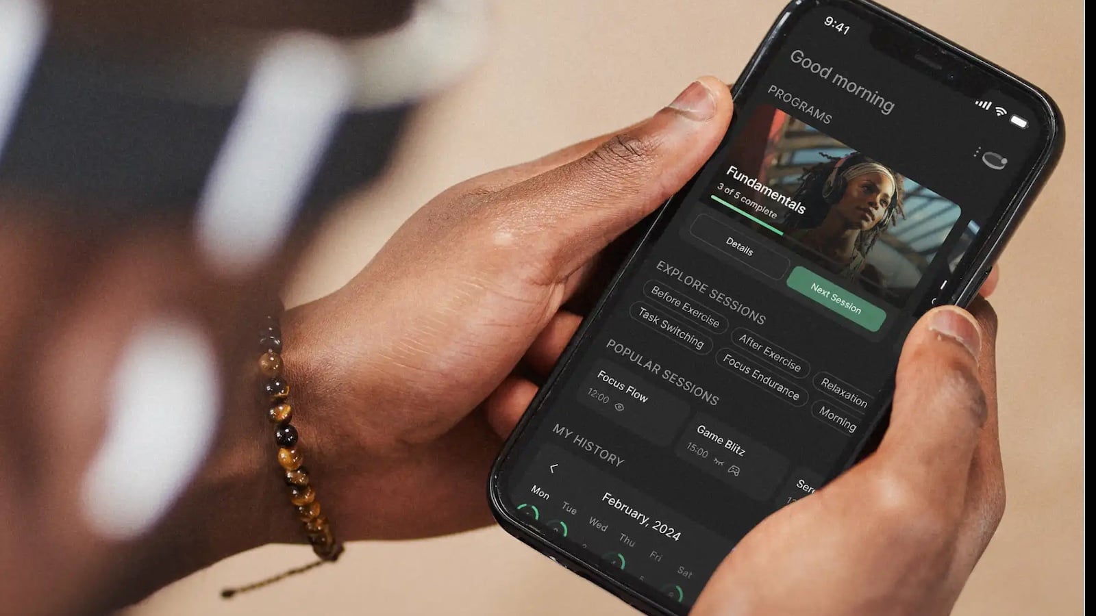Do Fitness Trackers Help You Lose Weight? - Instant Knockout