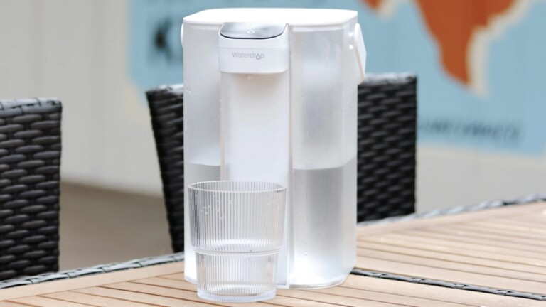 Waterdrop 200-Gallon Electric Water Filter Pitcher offers a large capacity in a smaller form factor