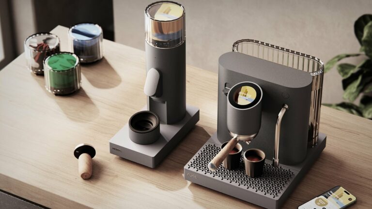 nunc. Portafilter Espresso Machine with Grinder delivers tailored coffee experiences for all
