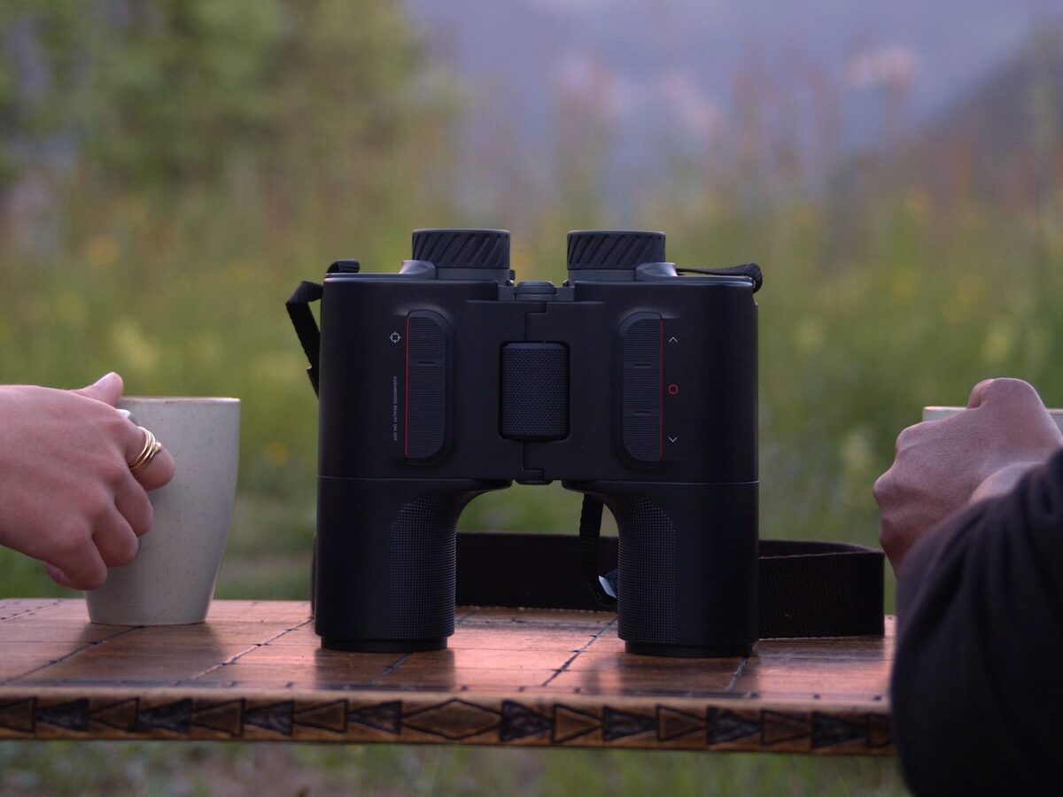 ENVISION: AR-Powered Smart Binoculars for Stars and Outdoor Exploration by Unistellar on Gadget Flow