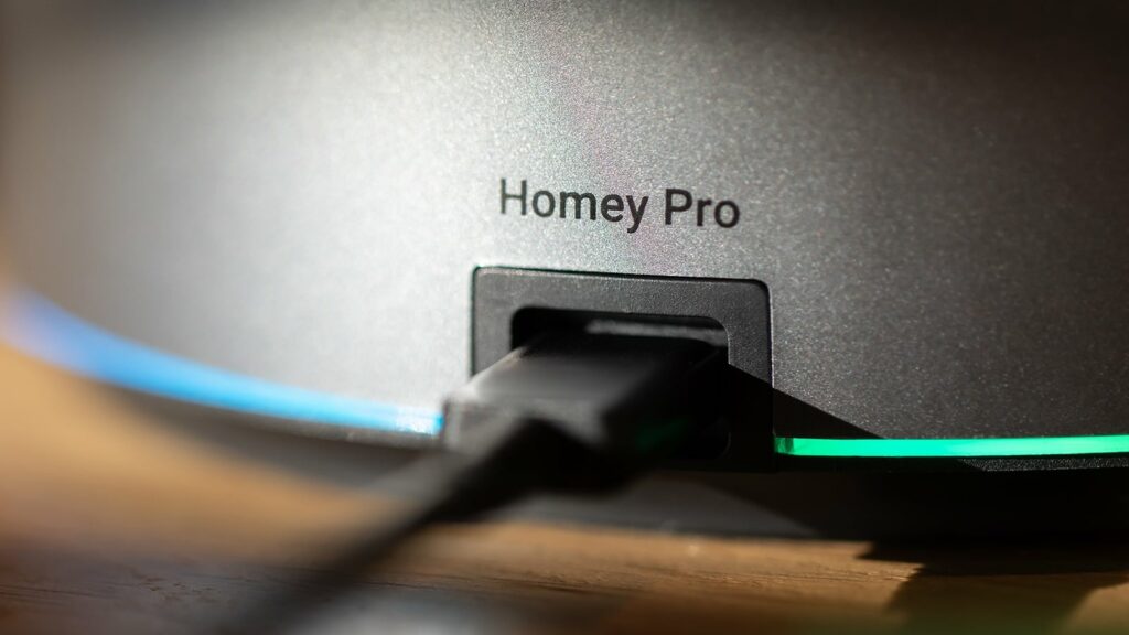 Homey Pro Review: Universally Compatible Smart Home Supporting Over 50,000 Devices