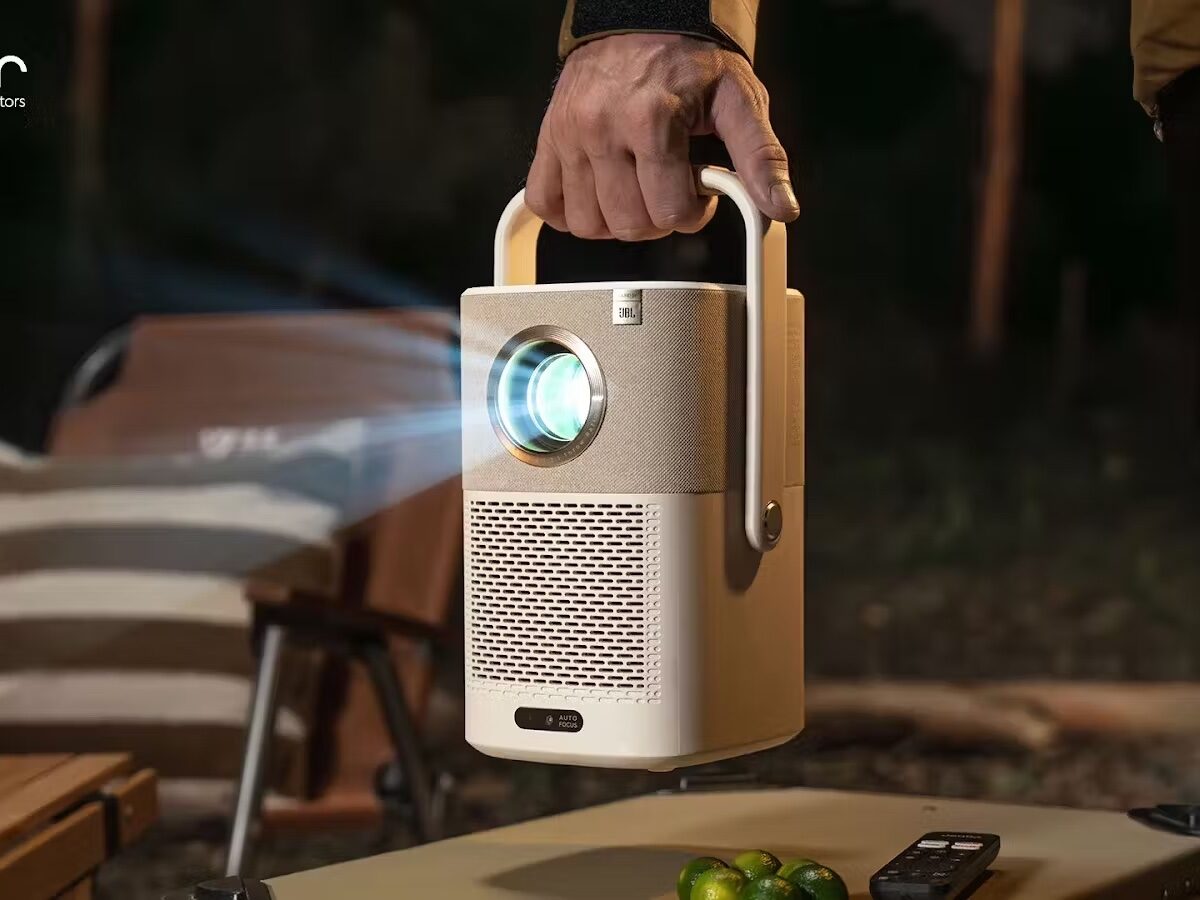 Yaber T2 Projector: Smart Movie Projector with Bluetooth and Wi-Fi 6 on Gadget Flow