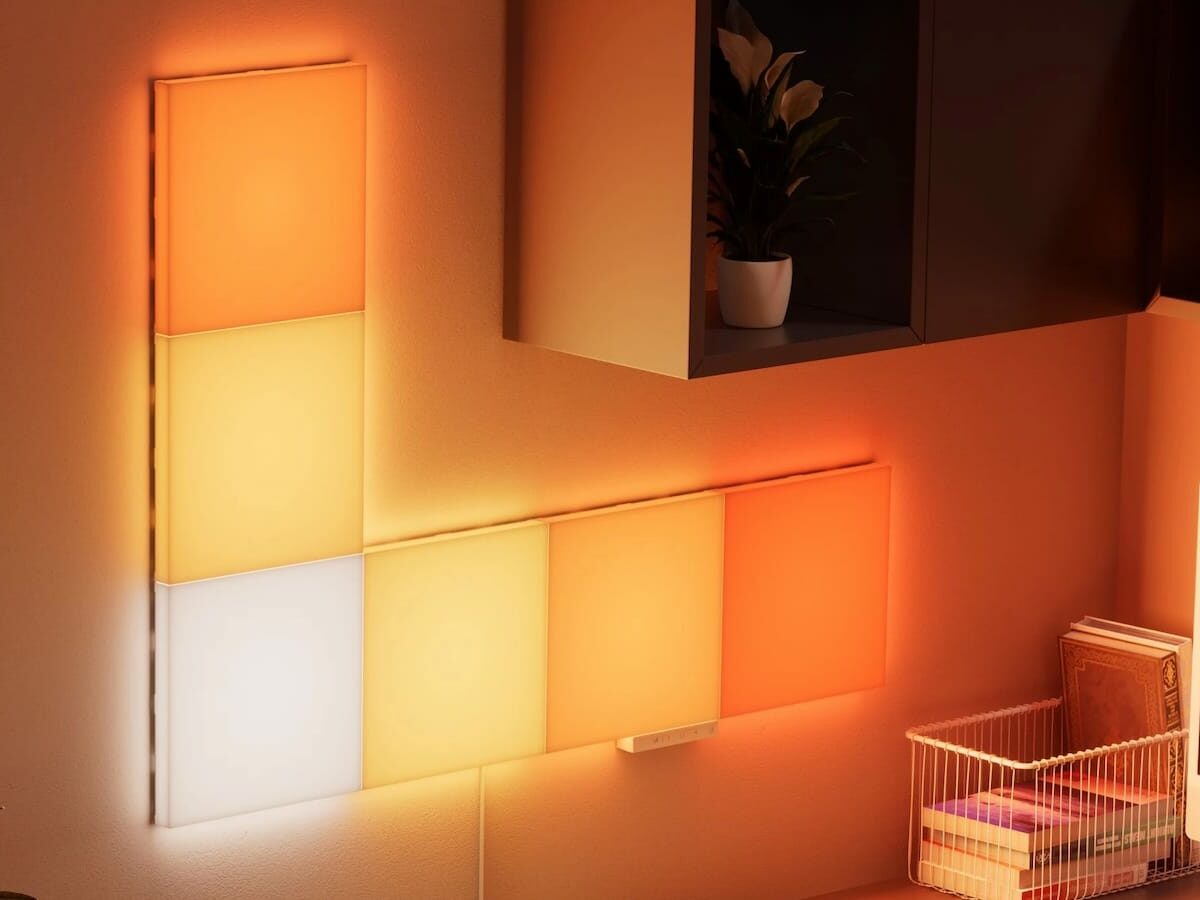 Nanoleaf Squares: Modular Light Panels with Edge to Edge Illumination on Gadget Flow