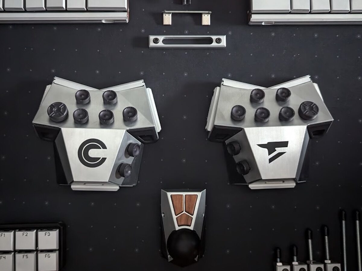 The Master Forge: A Keyboard Built for You by CharaChorder with a Hybrid 3D Layout on Gadget Flow The Master Forge: A Keyboard Built for You by CharaChorder with a Hybrid 3D Layout on Gadget Flow