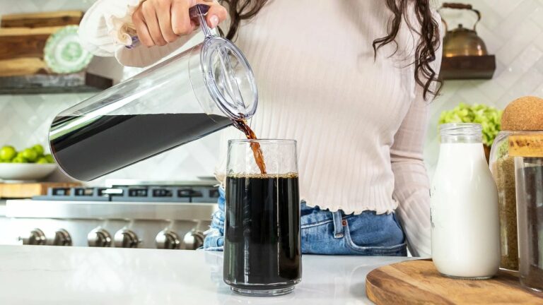 Express 2: 1.2-Liter Fast Customizable Cold Brew Coffee Maker by VINCI on Gadget Flow