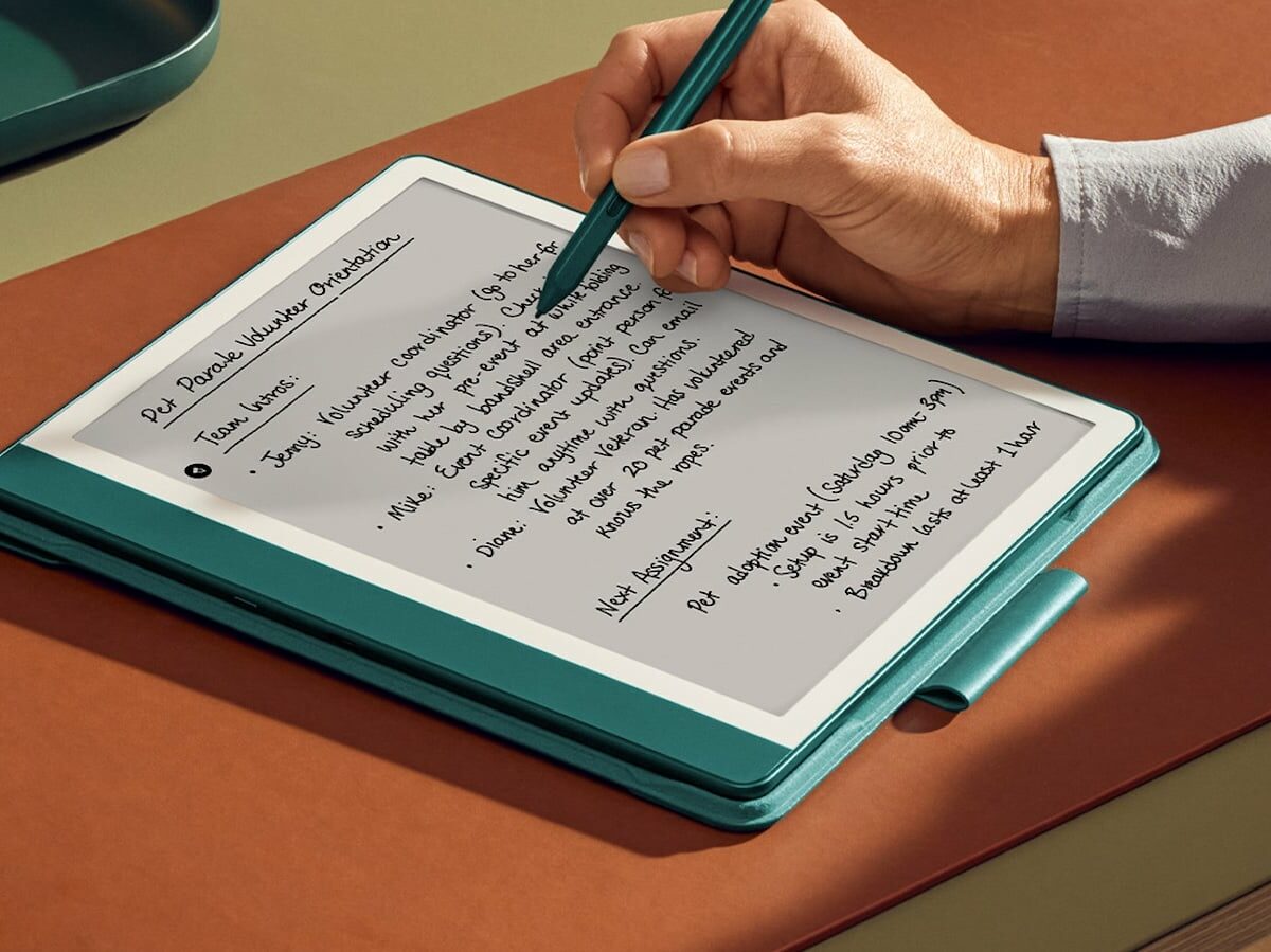 Amazon Kindle Scribe 2024 is an EReader and Notebook in one