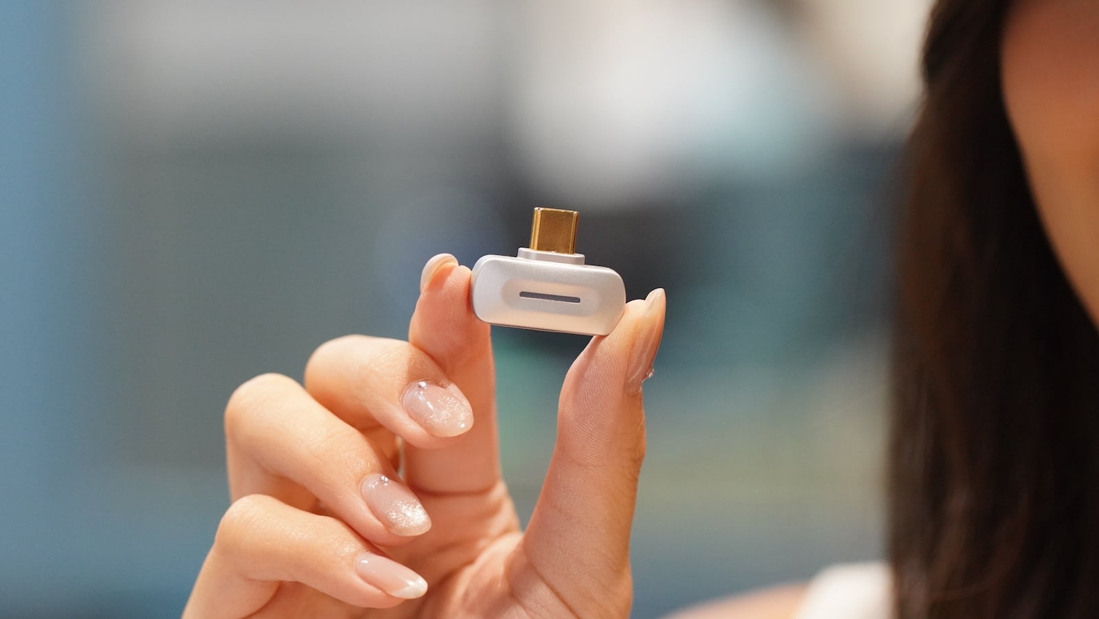 FiiO BT11 Bluetoothアダプター 本体 FIIO BT11 USB-C Bluetooth transmitter boasts an ultra-long