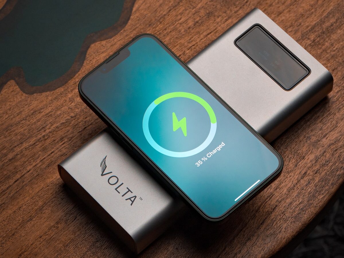 VoltaGo MAX: 27,000 mAh Multi-Charging Portable PowerHouse for up to 5 Devices on Gadget Flow