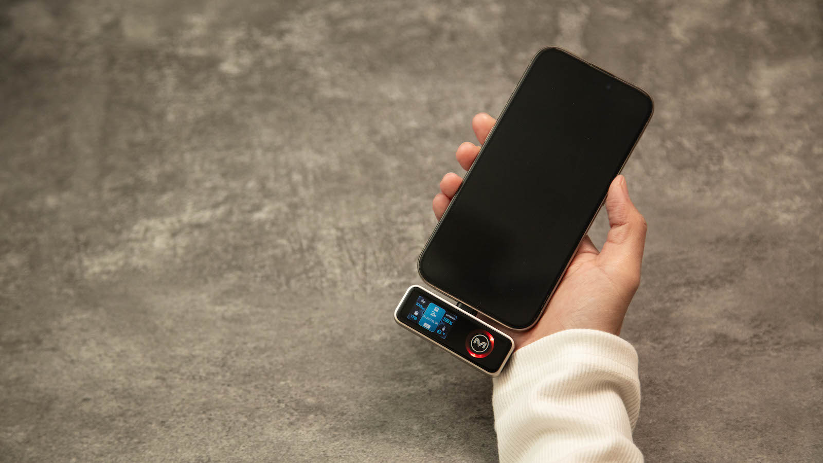 【新品未開封】MiniMAX Portable SSD 512GB maktar Maktar MiniMax Portable SSD | Prelaunch.com
