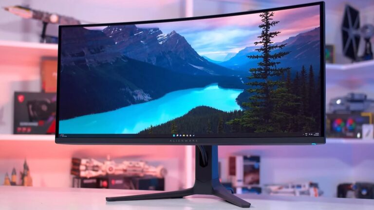 Alienware 34 Curved QD-OLED Gaming Monitor: A Stylish Display with Stutter-Free Speed