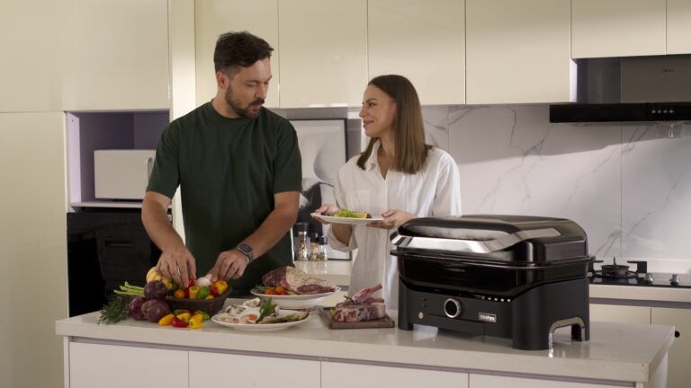 EliteFyre Intelligent Electric Grill is Perfect for Both Novice and Seasoned Grill Masters