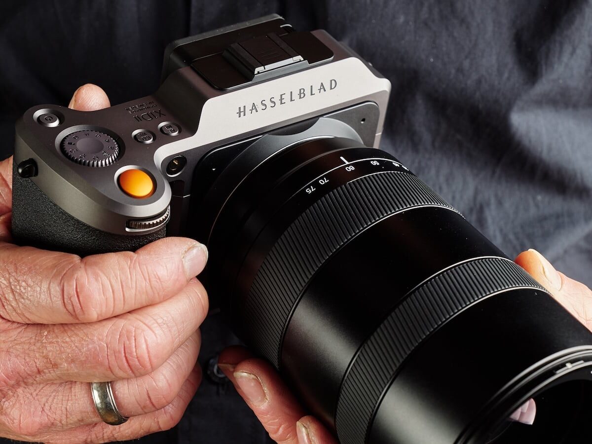 Hasselblad X1D II 50C: LightWeight & Portable Medium Format Camera with Total Connectivity