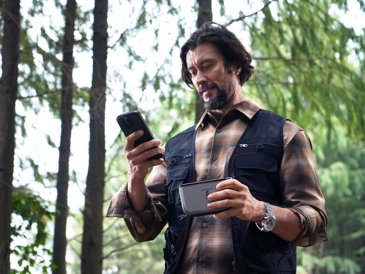 PocketCloud: Portable NAS with One-Click Backup, Modular Storage & 16TB Expandable Capacity
