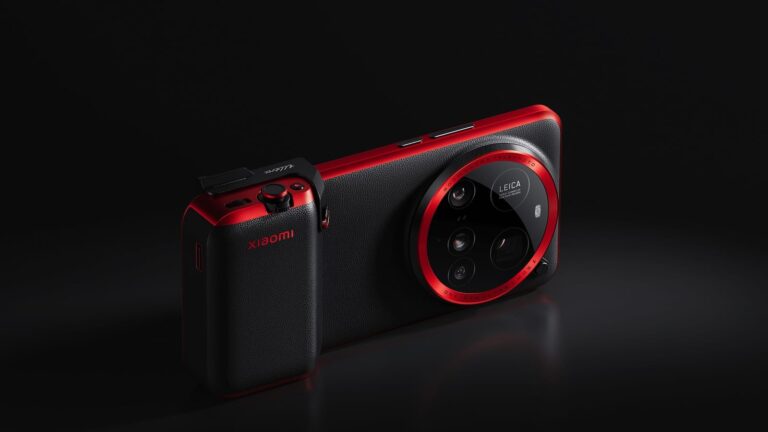 Xiaomi 15 Ultra Photography Kit Legend Edition: A Camera Grip & More Designed by Leica