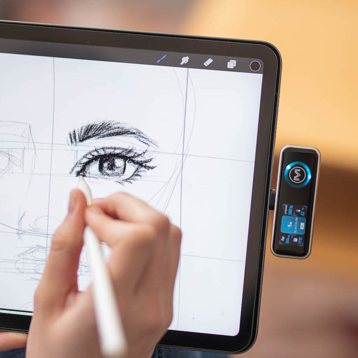 Maktar MiniMax portable SSD review to supercharge your iPhone