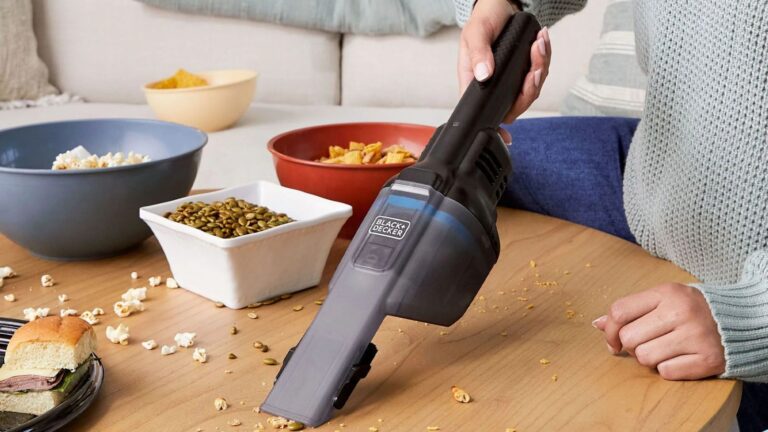 BLACK+DECKER Dustbuster Blast Cordless Handheld Vacuum with 8V MAX Lithium-Ion Battery for High Suction Power