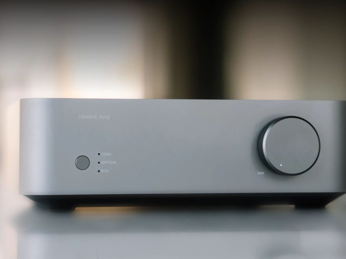 WiiM Vibelink Amp: 100W Hi-Fi Class-D Amplifier with ESS DAC & Analog Input