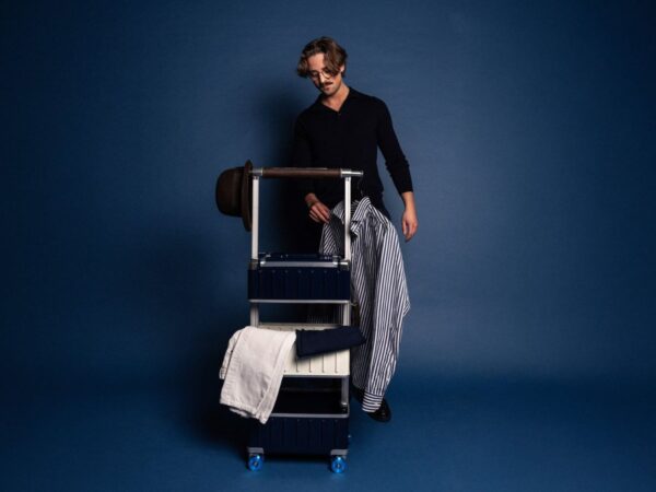 Drobe Modular Suitcase – Transforms Into a Vertical Wardrobe for Organized, Hassle-Free Travel