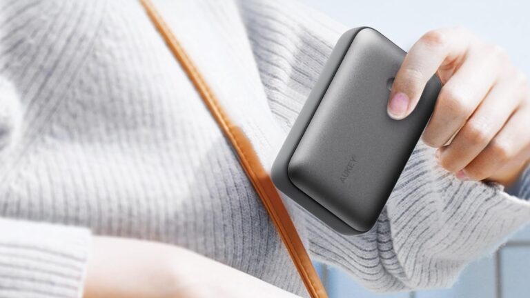 AUKEY PB-Y57 Spark Mini: Compact and Portable Power Bank with 20000 mAh Battery Capacity