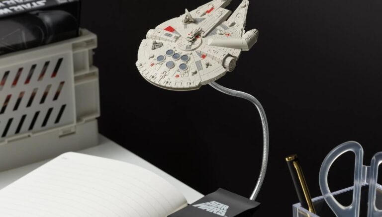 Paladone Millennium Falcon Posable Lamp: Collectable Clip-On Book Light for Star Wars Fans