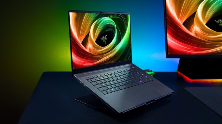 Razer Blade 14 (2025): Super Slim 14-inch Gaming Laptop with up to 11 Hours of Battery