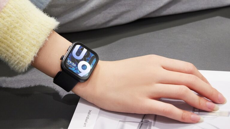 TOZO S6 AMOLED Smartwatch with 1.85″ Ultra-Clear and Dynamic User interface