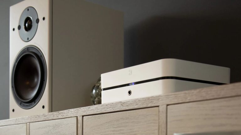 Bluesound POWERNODE: Compact Wireless Music Streaming Amplifier for Home Entertainment