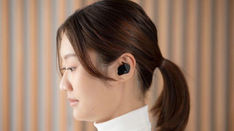 final ZE3000: Audiophile-Grade True Wireless Earbuds with 35 Hours of Music Playback