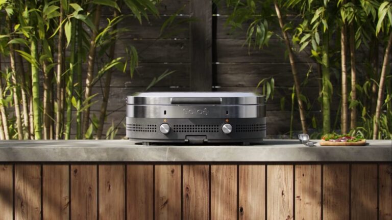 Solo Stove Steelfire 30 Stainless Griddle for Hassle-Free Backyard Dinner Parties