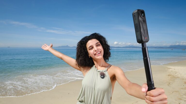 Insta360 Mic Air: Wireless Microphone with Ultralight Design and 48 kHz High-Quality Audio
