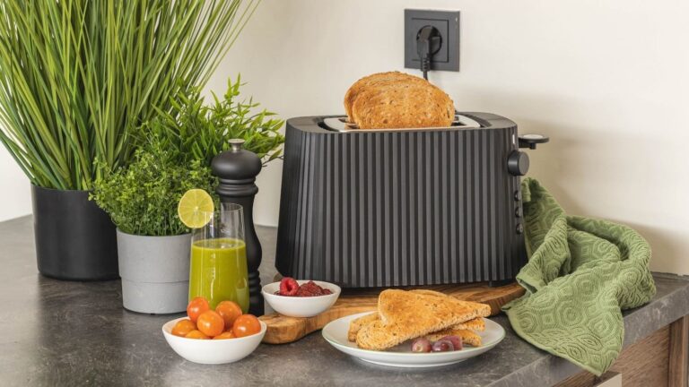 Alessi Plissé Toaster