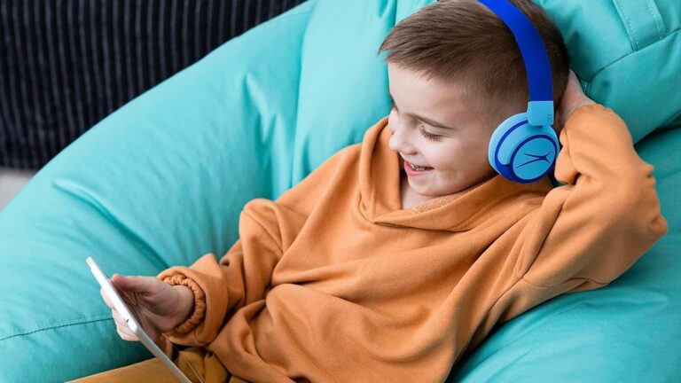 Altec Lansing Kid Safe 2-in-1 ANC Headphones