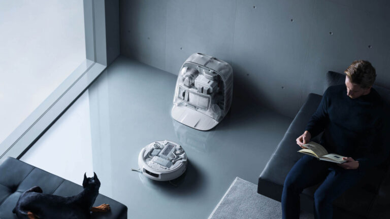 ROMO P: Sweeping Robot with Self-Cleaning Base, Custom Mopping Options, and Voice Commands