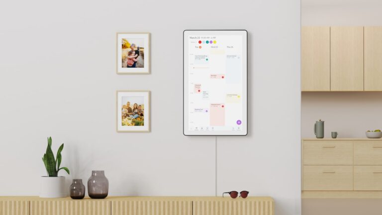 Skylight Calendar Max: Wi-Fi-Connected Smart Touch Screen Calendar and Organizer