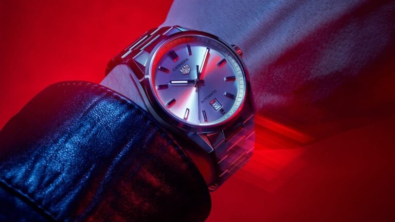TAG Heuer Carrera Date Luxury Watch