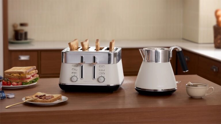Morphy Richards Fusion Kettle and Toaster Set