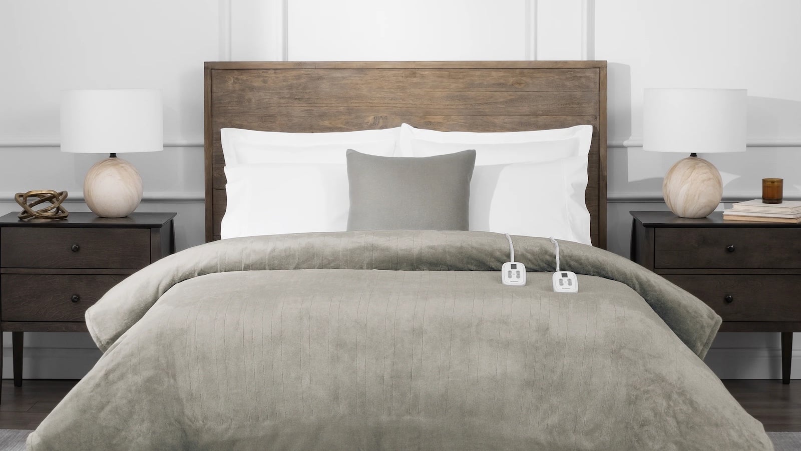 Brookstone Electric Heated Plush Blanket