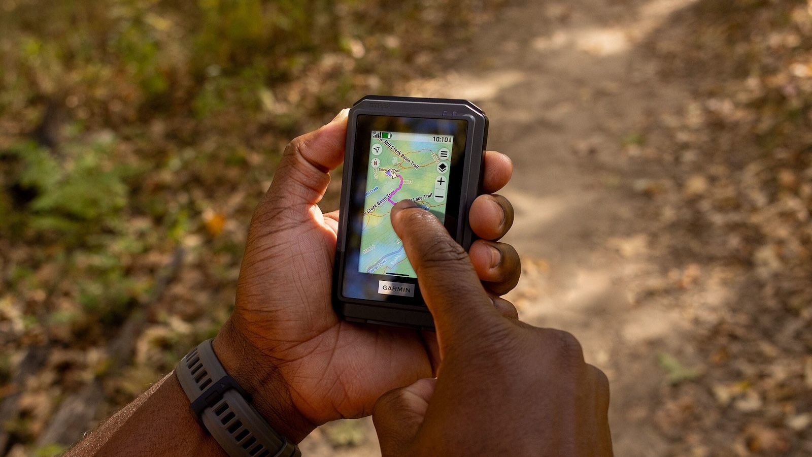 Garmin eTrex Touch keeps you connected, intuitively, off grid