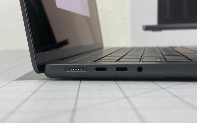 Apple MacBook Pro with M4 chip
