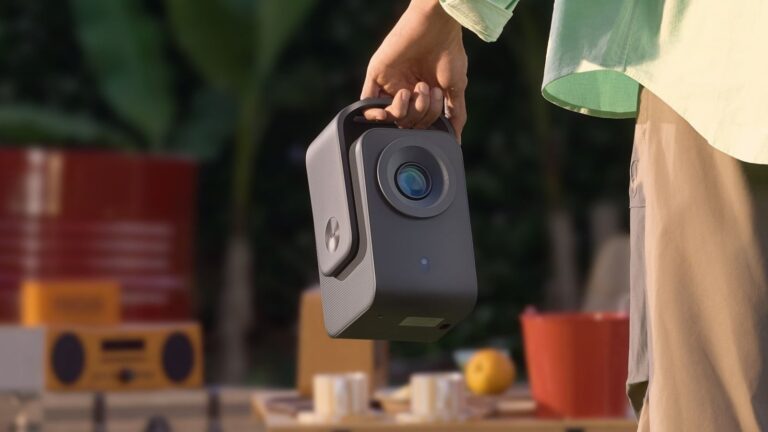 TCL Projector C1 is an affordable and mobile projector