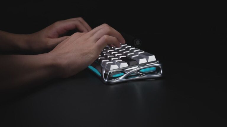 Drop + biip MT3 Operator Keycap Set gives you a streamlined, retro